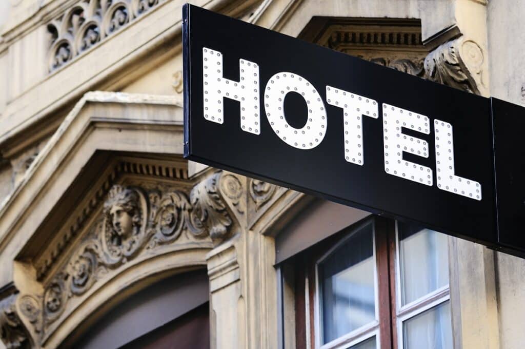 Du partenariat à la concurrence : les OTA sous l’œil des hôteliers